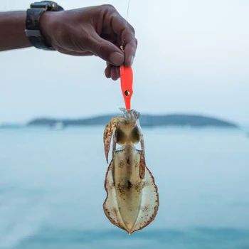 Стекающиеся плавающие Sutte Реалистичные рыболовные приманки в виде кальмаров и каракатиц, вращающиеся на 360 градусов кольцевые рыболовные крючки, рыболовные принадлежности