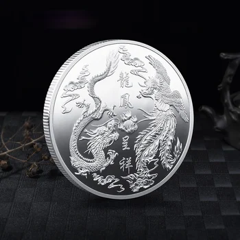 Традиционная китайская культура Символизирует удачу, благоприятную, приносимую Драконом и позолоченной серебряной монетой с фениксом